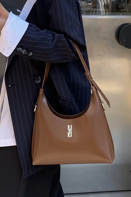 2WAY本革ハンドショルダーバッグ