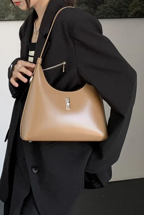 2WAY本革ハンドショルダーバッグ